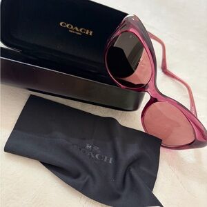 COACH Ladies Translucent Purple & Pink Cat Eye Sunglasses. NEW